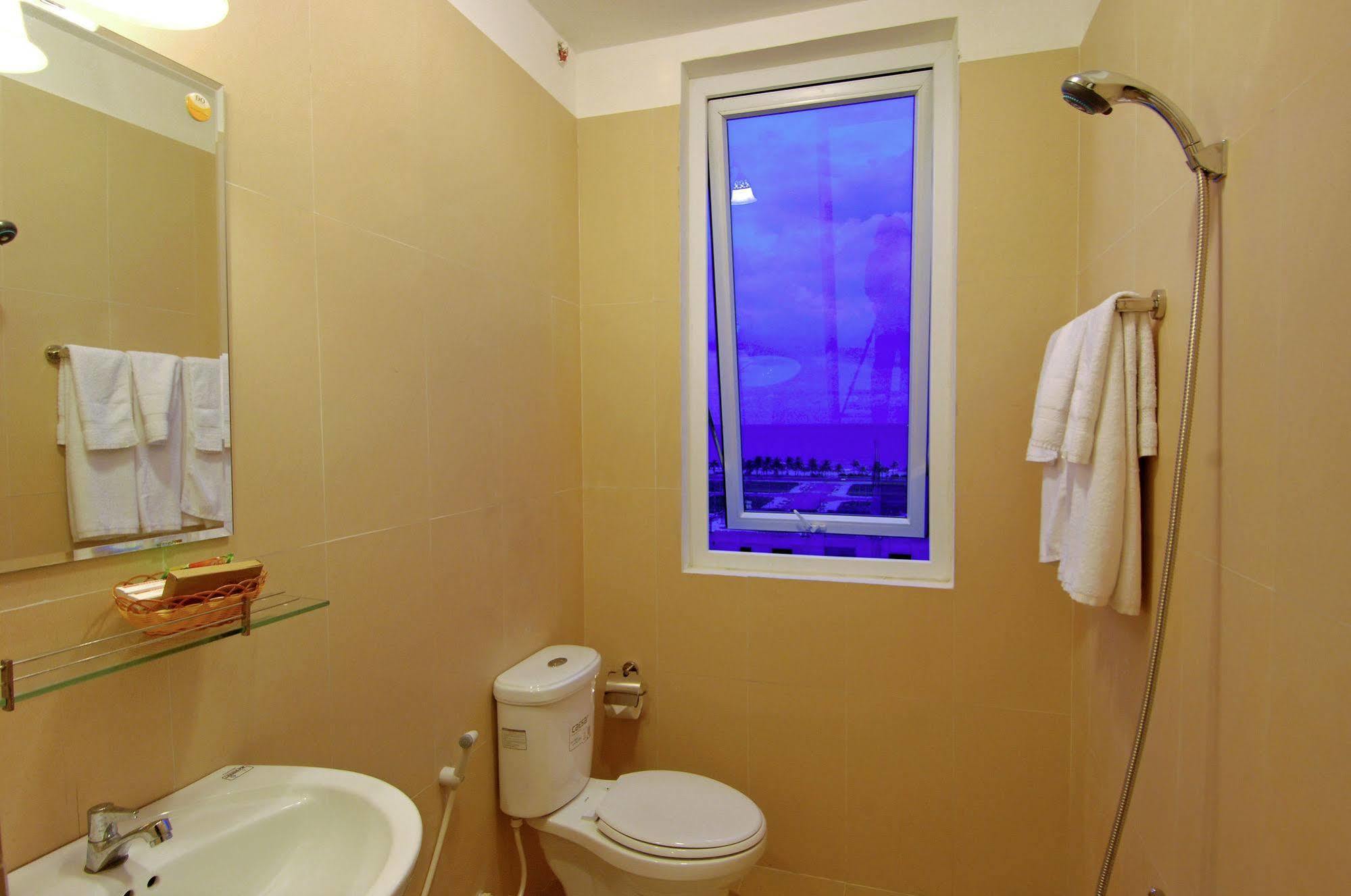 Silver Sea Hotel Da Nang Bagian luar foto